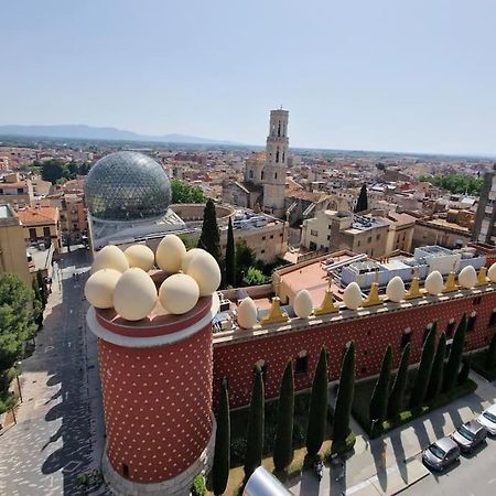 Atico Frente Al Museo Dali Apartman Figueres  Kültér fotó