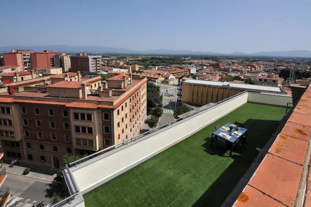 Atico Frente Al Museo Dali Apartman Figueres  Kültér fotó