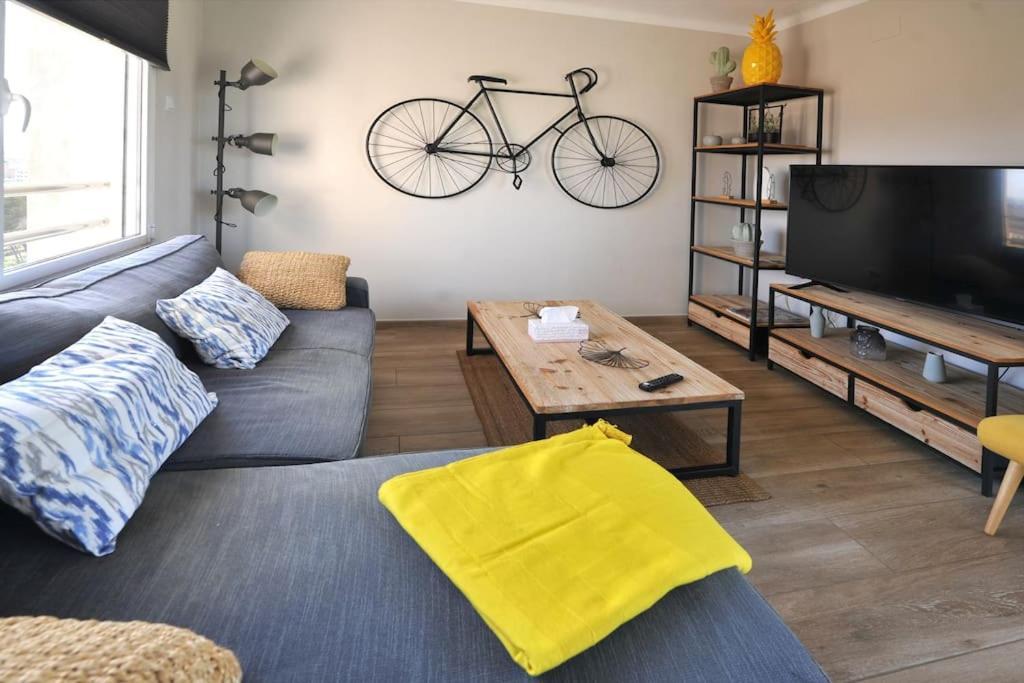 Atico Frente Al Museo Dali Apartman Figueres  Kültér fotó